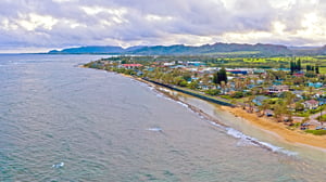 kauai-roof-cleaning-and-maintenance